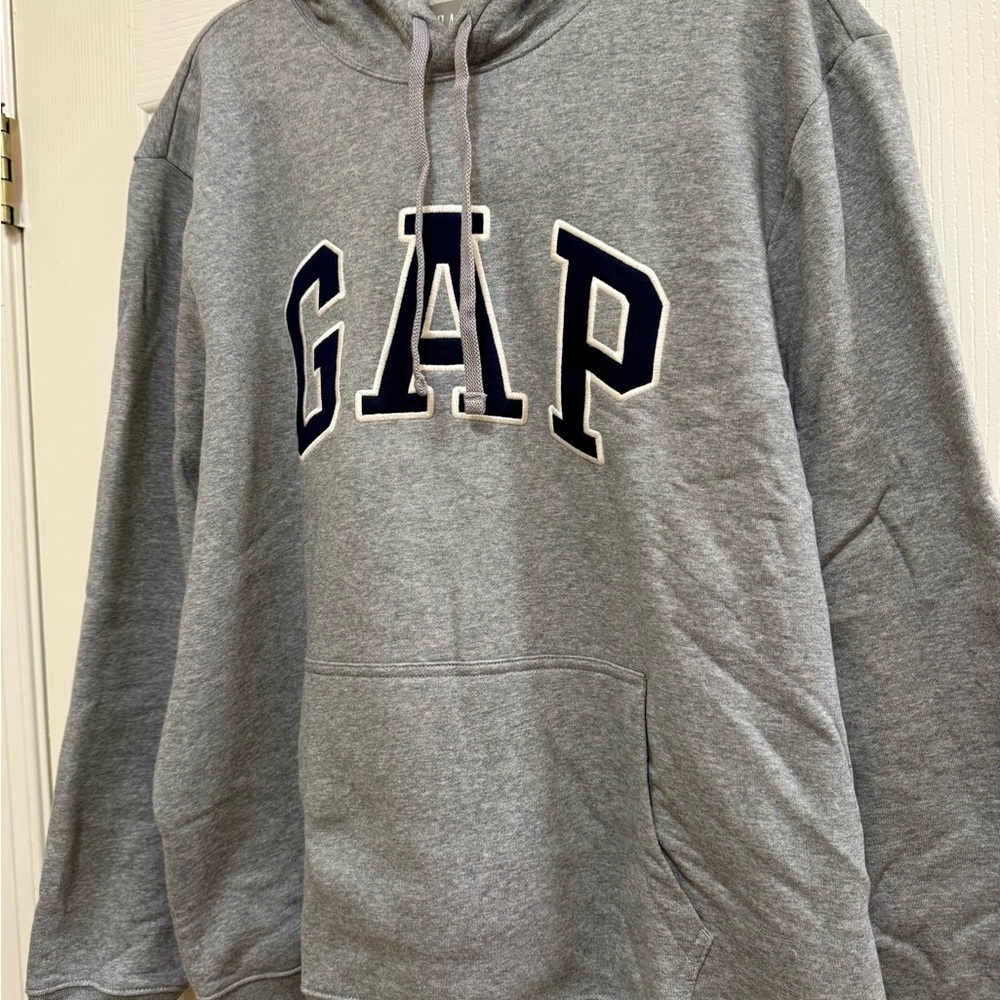 GAP Charcoal Gray Men's Hoodie - Picture 4 of 4